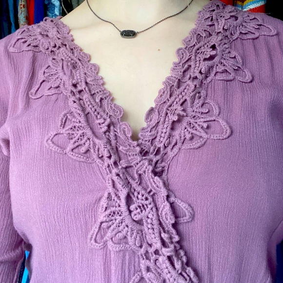 Cute shirt with flared sleeves, detailed neckline - Picture 3 of 4